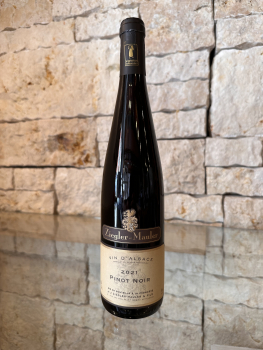 Pinot Noir – Rouge de Mittelwihr – Vin D'Alsace - Frankreich